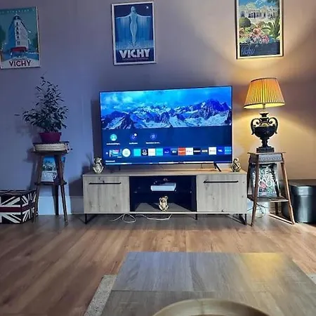 Lejlighed Large Design Apartment, 2 Bedrooms, Center *